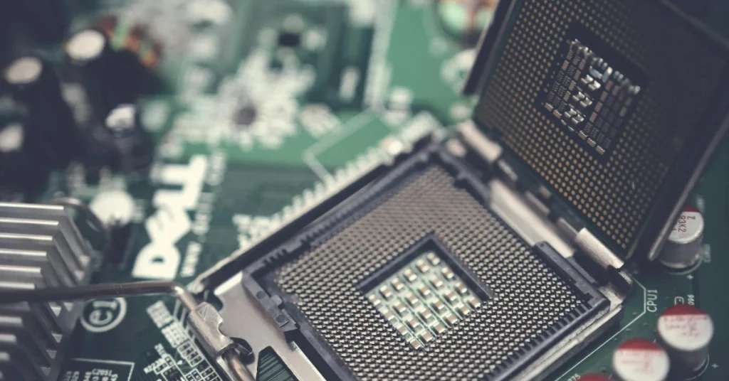 CPU vs GPU: Key Differences, Performance, and How to Choose in 2025 Guide.